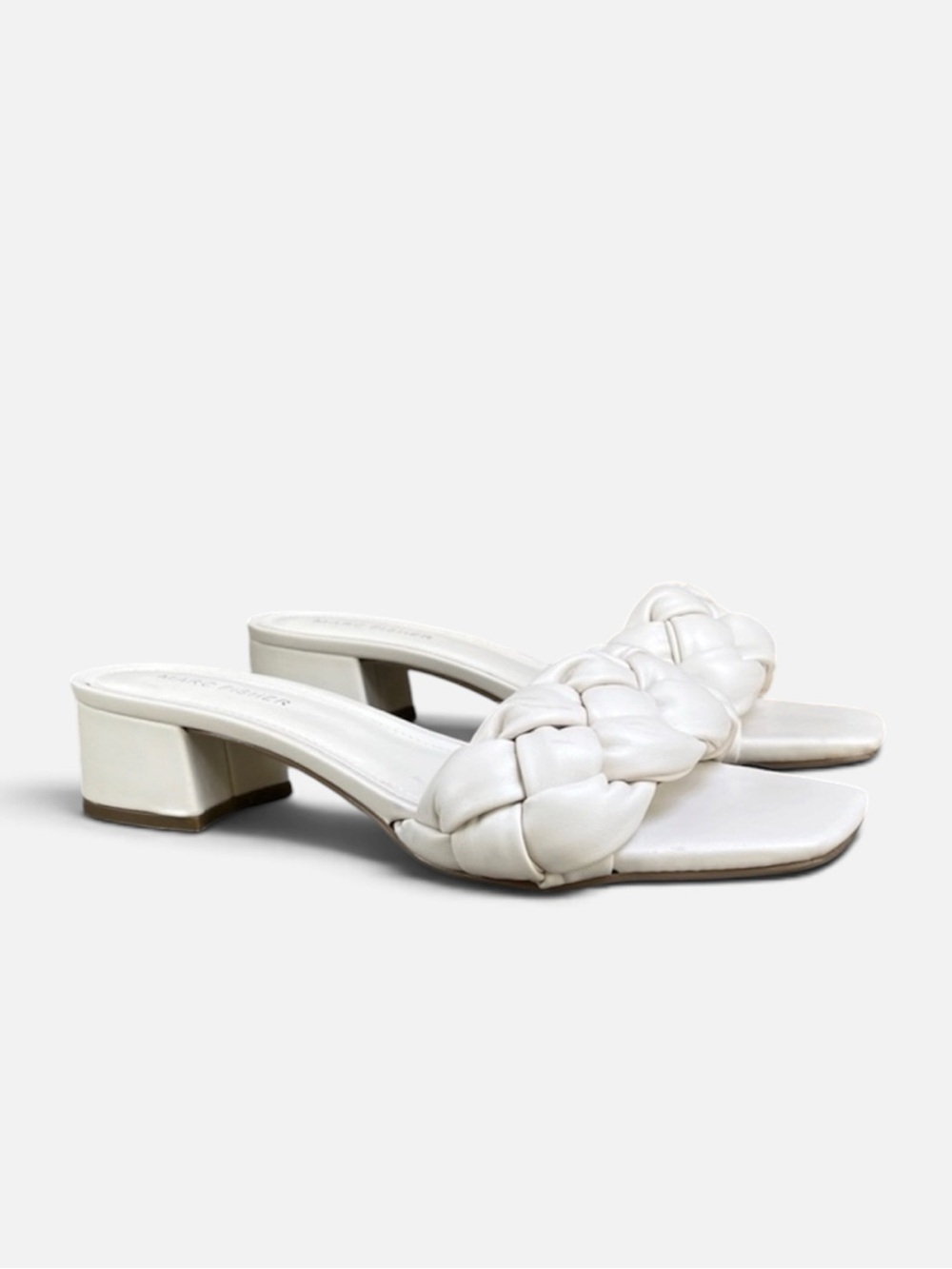 Marc Fisher Calvie Slip-on Sandal/Mule in Ivory Size 8 1/2